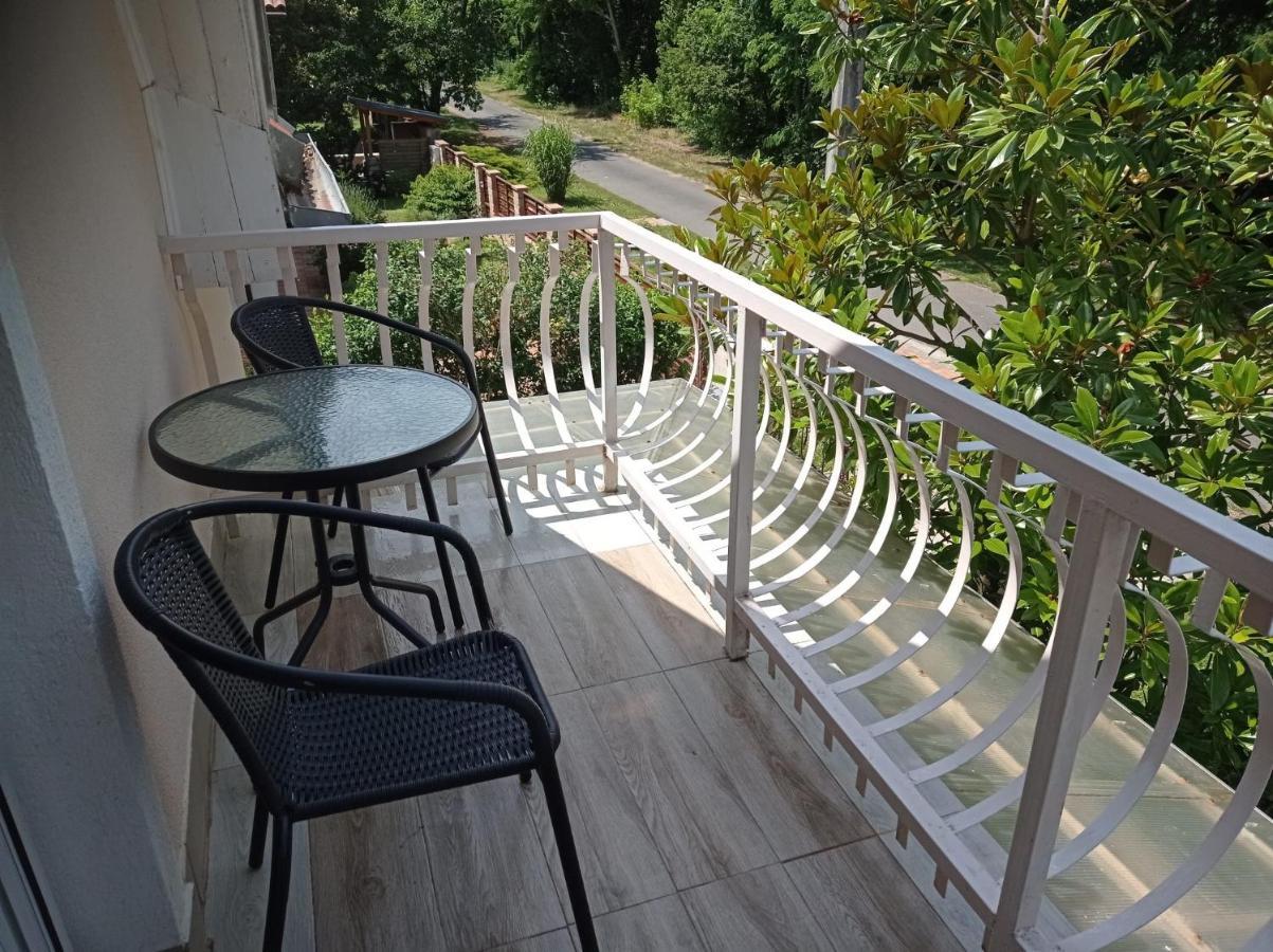 Sommer Ferienhaus Balatonszarszo Kültér fotó