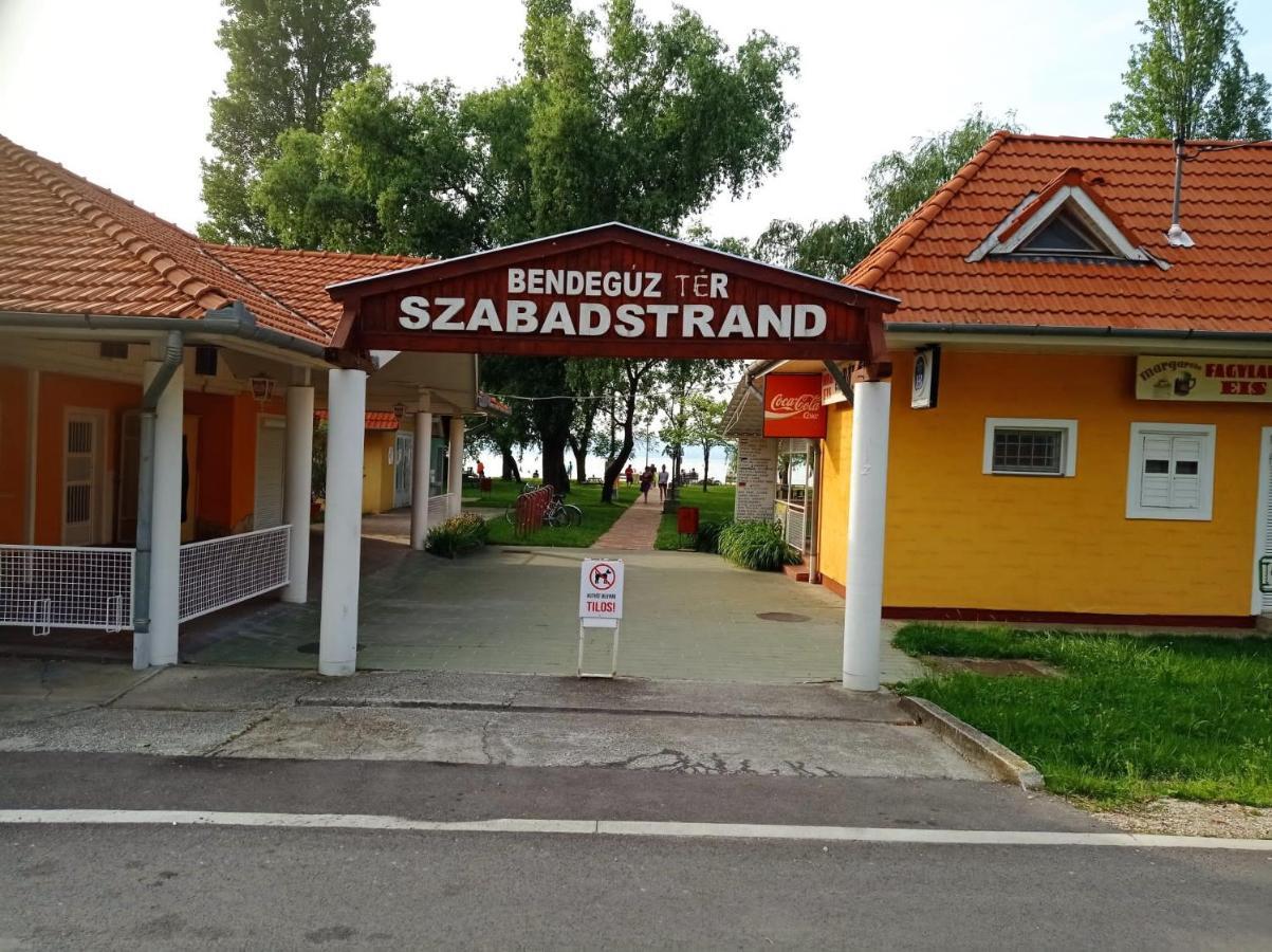 Sommer Ferienhaus Balatonszarszo Kültér fotó